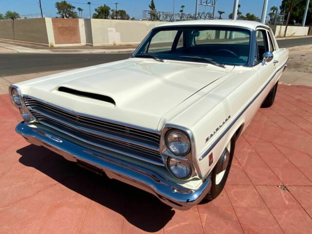 Ford Fairlane 1966 image number 16