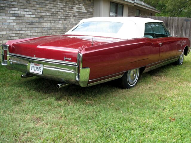 Oldsmobile Ninety-Eight 1966 image number 15