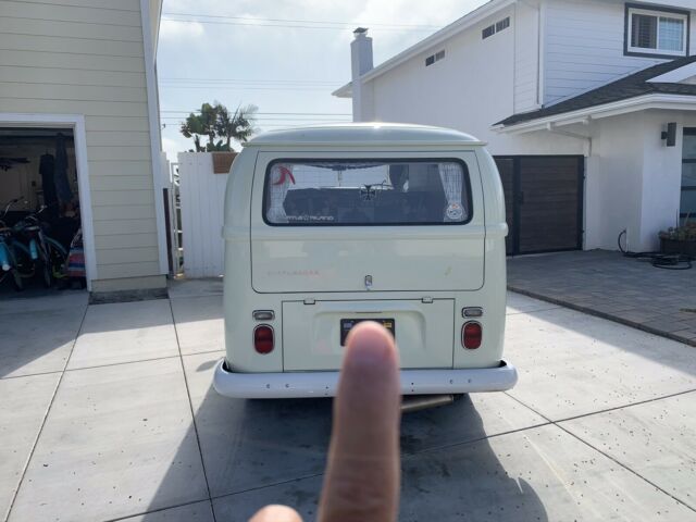 Volkswagen camper 1969 image number 2