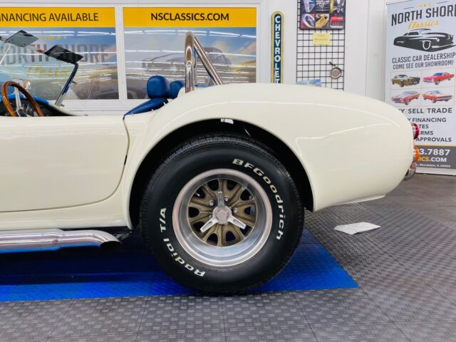 Shelby COBRA 1965 image number 17