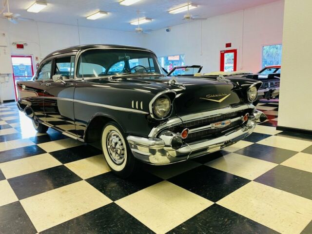 Chevrolet Bel Air/150/210 1957 image number 31