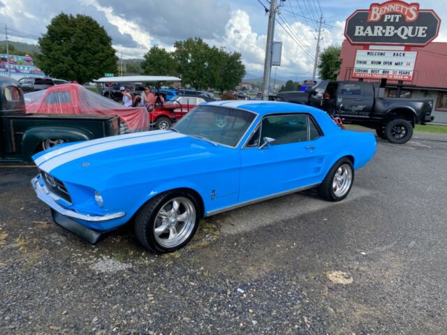 Ford Mustang 1967 image number 32