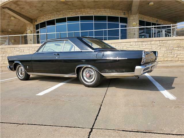 Ford Galaxie 1965 image number 1