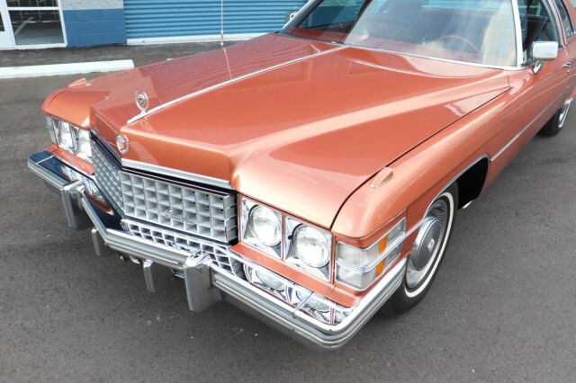 Cadillac DeVille 1974 image number 30