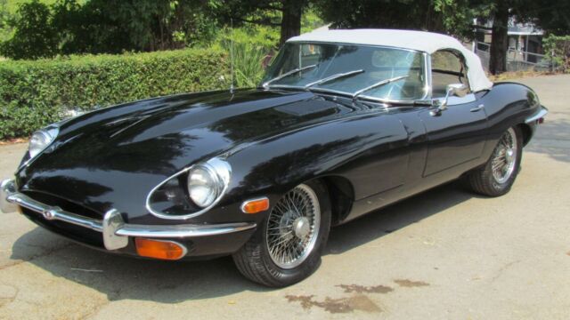 Jaguar E-Type 1970 image number 0