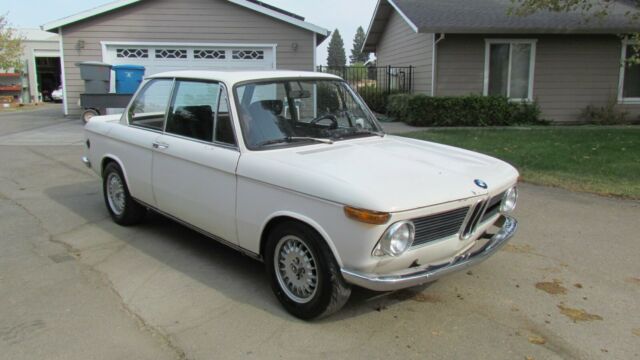 BMW 2002 1970 image number 2