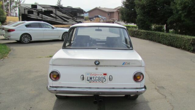 BMW 2002 1970 image number 25