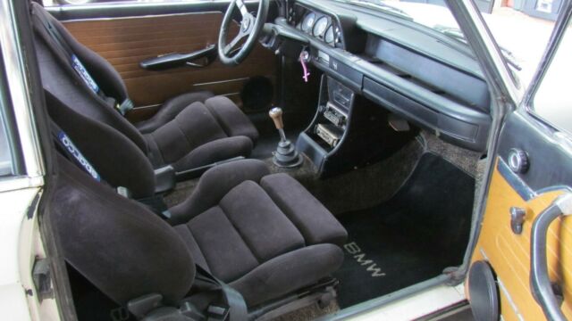 BMW 2002 1970 image number 29