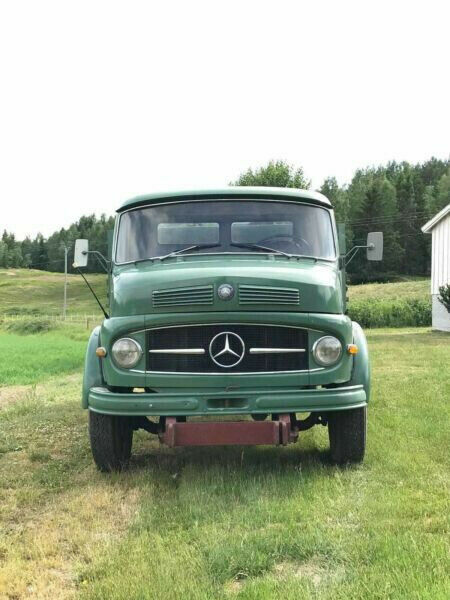 Mercedes-Benz Unimog 1961 image number 17