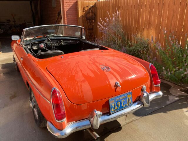 MG MGB 1964 image number 27