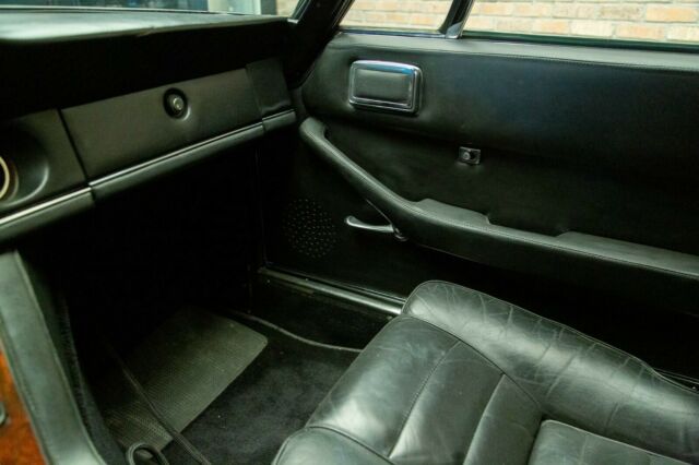 Jensen Interceptor MkIII Coupe 1974 image number 18