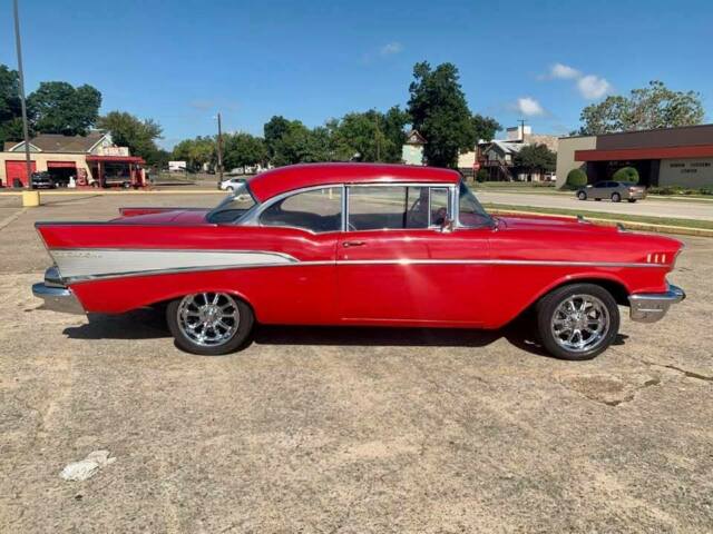 Chevrolet Bel Air/150/210 1957 image number 29