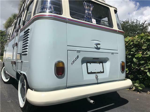 Volkswagen Bus/Vanagon 1969 image number 21