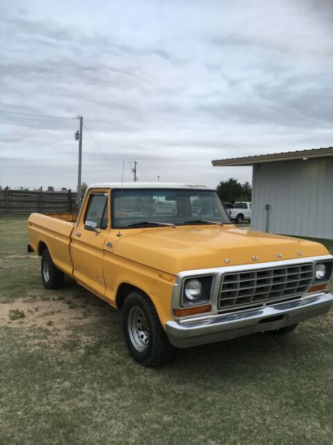 Ford F150 Custom 1978 image number 0