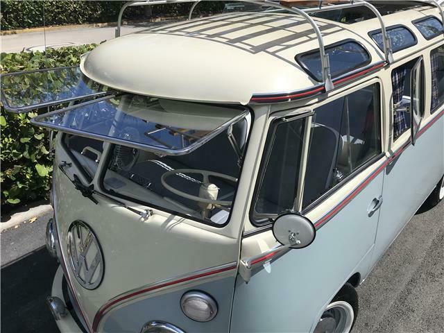 Volkswagen Bus/Vanagon 1969 image number 1