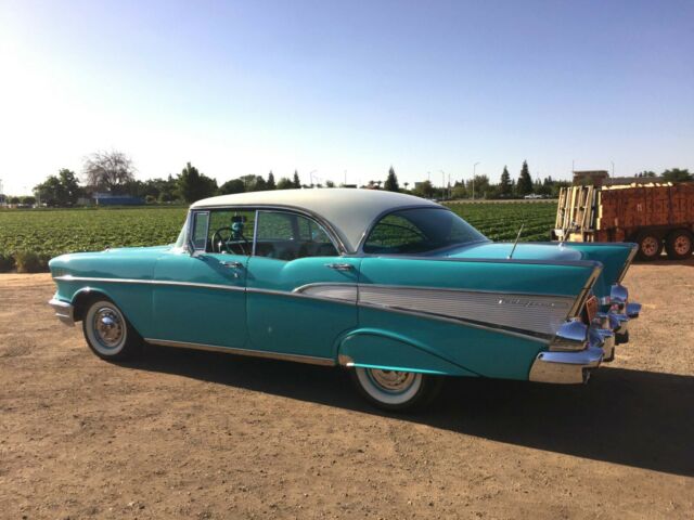 Chevrolet Bel Air/150/210 1957 image number 1