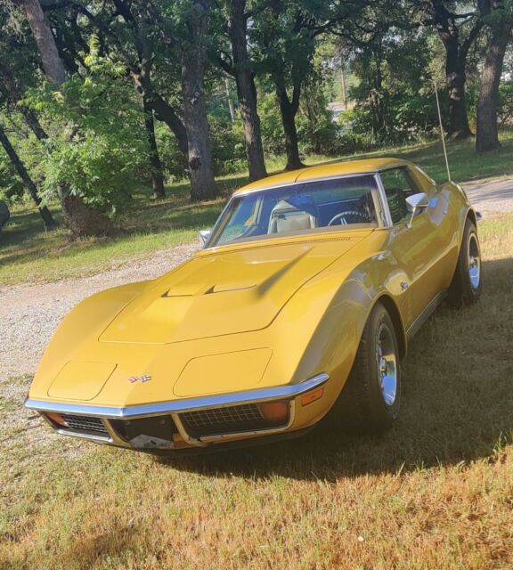 Chevrolet Corvette 1972 image number 1