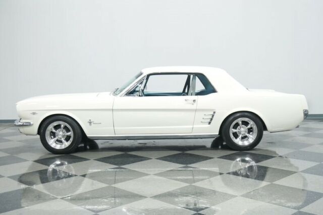 Ford Mustang 1966 image number 31