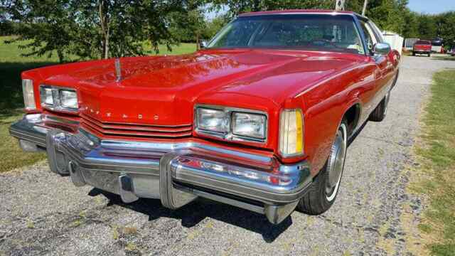 Oldsmobile Toronado 1975 image number 16