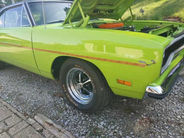 Plymouth Road Runner 1970 image number 26