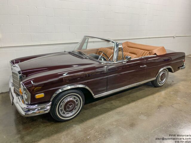 Mercedes-Benz 300-Series 1967 image number 18