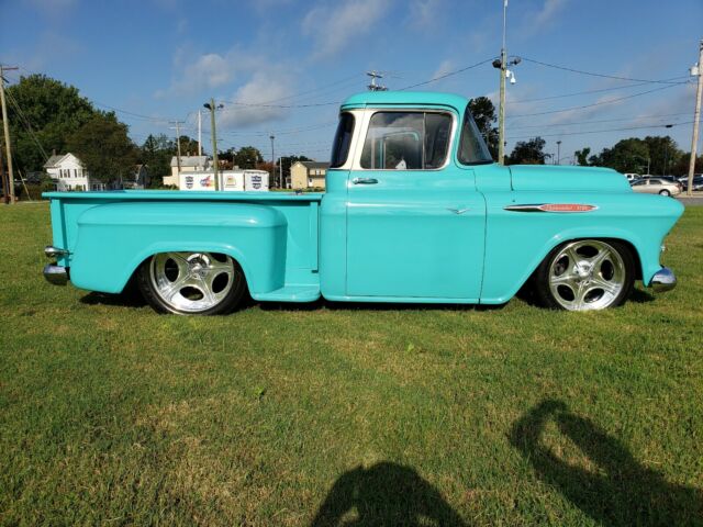 Chevrolet Pickup 1957 image number 1