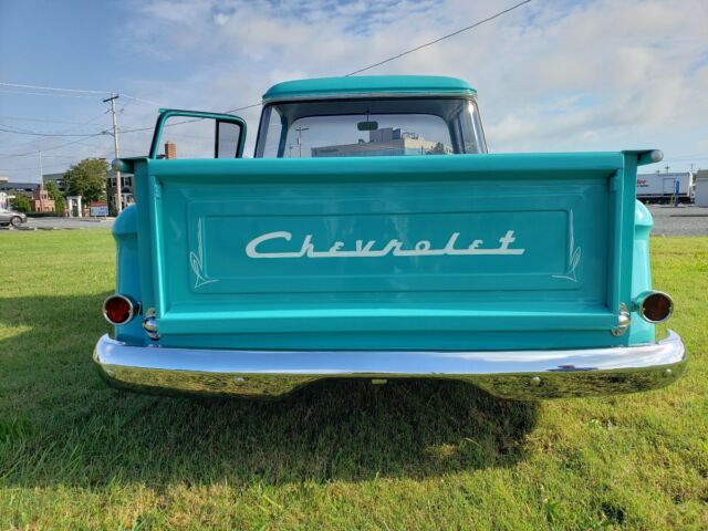 Chevrolet Pickup 1957 image number 6