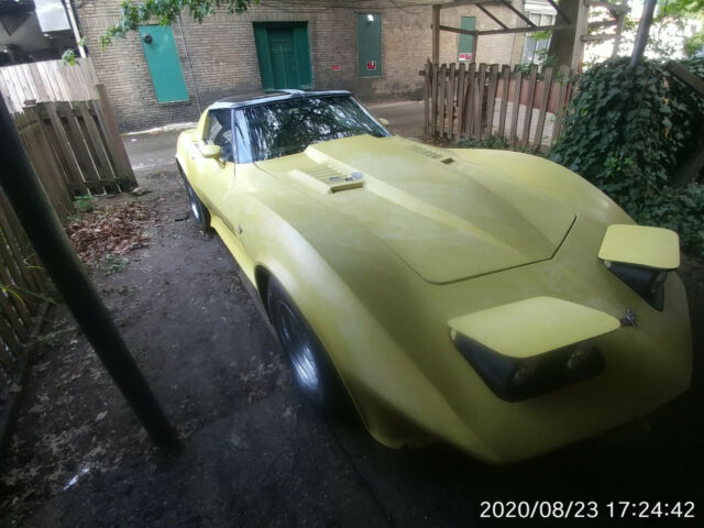 Chevrolet Corvette 1977 image number 0