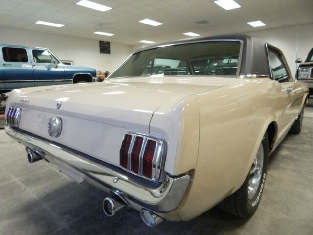 Ford Mustang 1966 image number 28