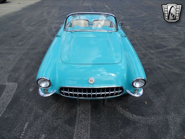 Chevrolet Corvette 1957 image number 2