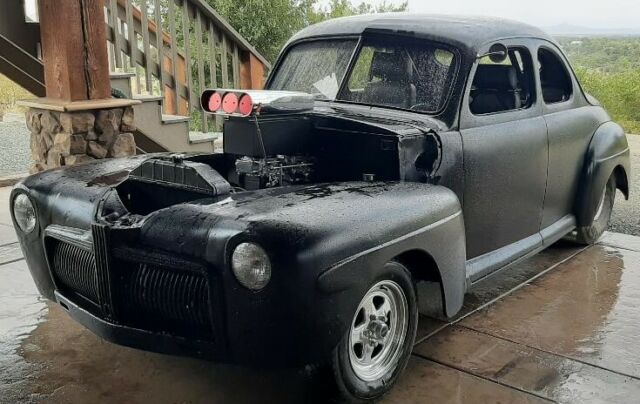 Ford Coupe 1942 image number 0