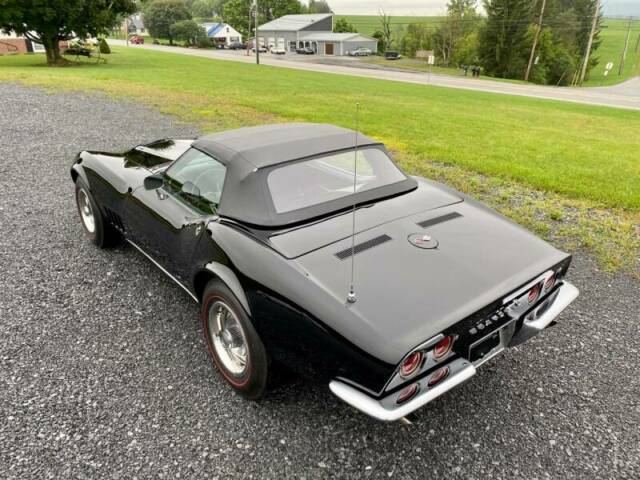 Chevrolet Corvette 1968 image number 13