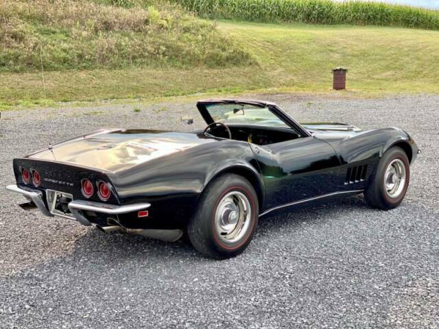 Chevrolet Corvette 1968 image number 19