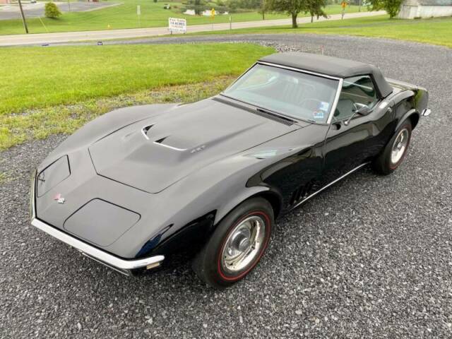 Chevrolet Corvette 1968 image number 2