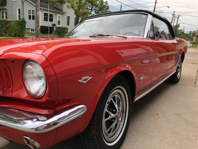 Ford Mustang 1966 image number 39