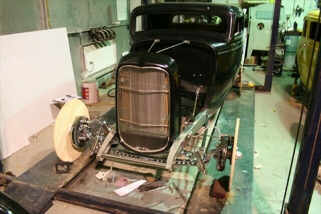 Ford 3 window coupe 1932 image number 0