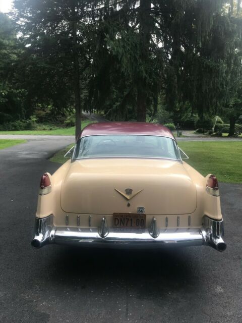 Cadillac Series 62 1955 image number 28