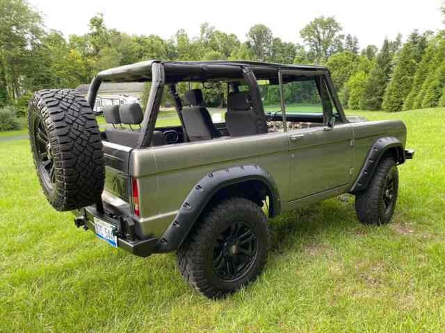 Ford Bronco 1974 image number 27