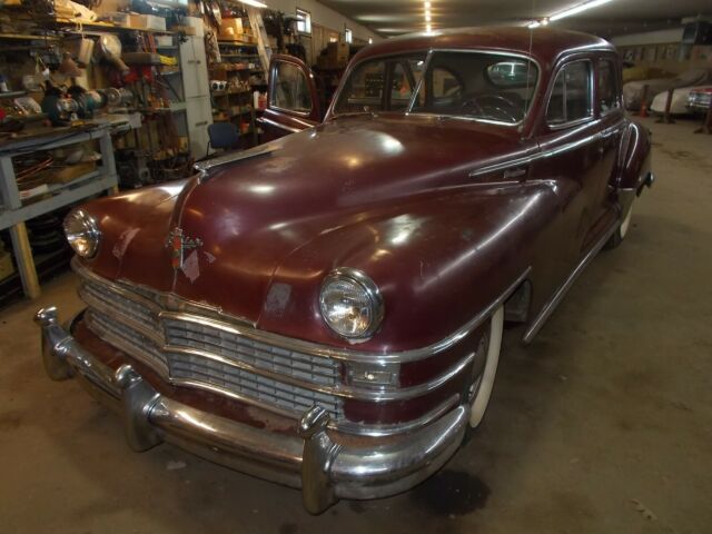 Chrysler Windsor 1947 image number 1