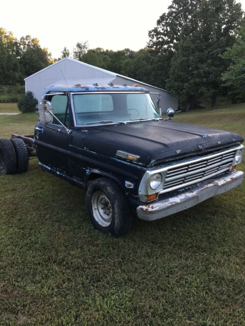 Ford F350 1968 image number 1