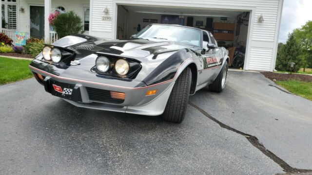 Chevrolet Corvette 1978 image number 28