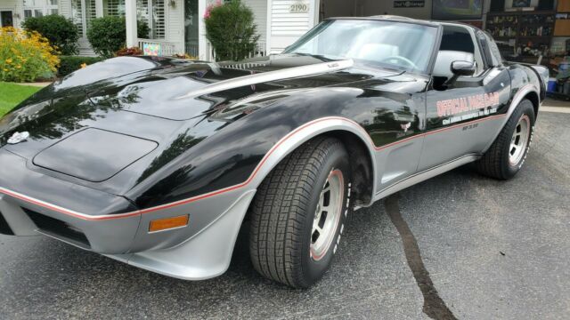 Chevrolet Corvette 1978 image number 32