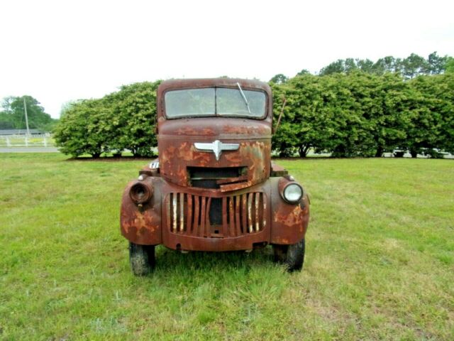 Chevrolet Chevy 1946 image number 0