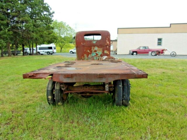 Chevrolet Chevy 1946 image number 3