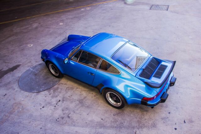 Porsche 930 1977 image number 2