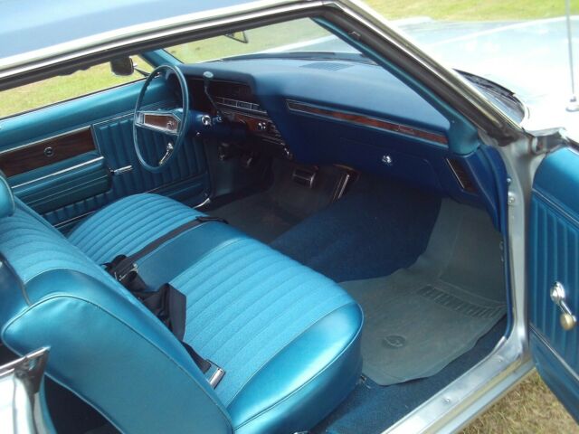 Chevrolet Impala 1969 image number 41