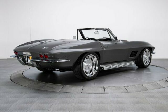 Chevrolet Corvette 1967 image number 1