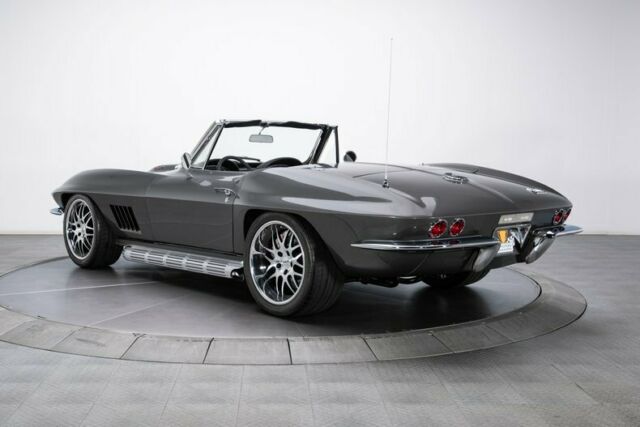 Chevrolet Corvette 1967 image number 10