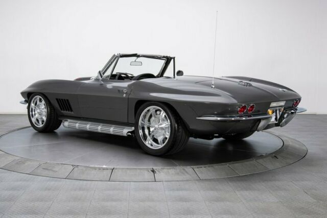 Chevrolet Corvette 1967 image number 33