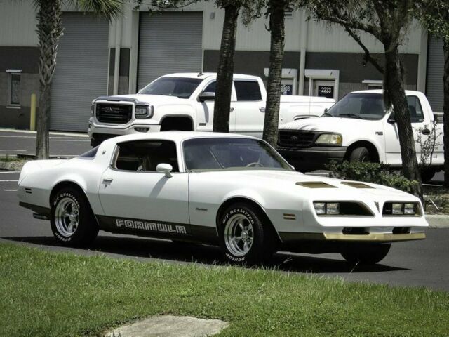 Pontiac Firebird 1978 image number 35